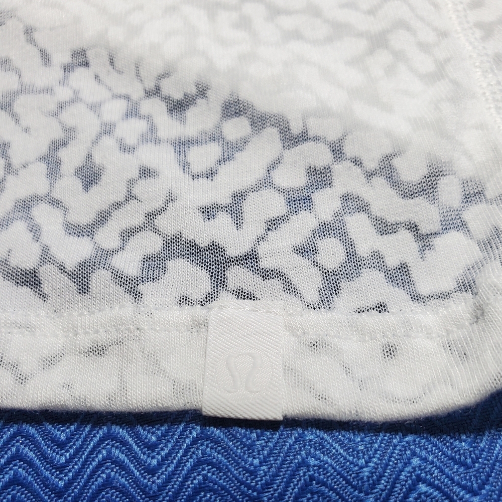 Lululemon Loop Around Tee - image 7